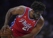 开云体育中国-包含独行侠轻取巴西男篮，恩比德完成帽子戏法的词条