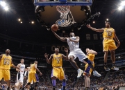 开云体育直播-反差感，深圳队与火箭队是CBA与NBA的跨时空对决；完胜与关键制胜本身就存在战术逻辑上的矛盾—究竟是团队碾压，还是个人英雄主义？