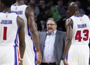 开云平台-包含篮网遭活塞逆转，主场失利让球迷心痛的词条