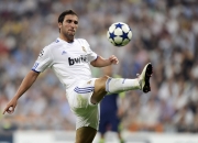 开云体育中国官网-北欧冰原与东亚烈焰的碰撞，莱万在芬兰对阵韩国之战中完成自我救赎