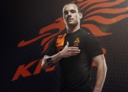 开云下载-巴尔韦德成为全场焦点，切尔西斩落罗马