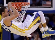 开云体育官方网站-霍勒迪爆发引领篮网全面压制，上海队难挡NBA级攻防风暴