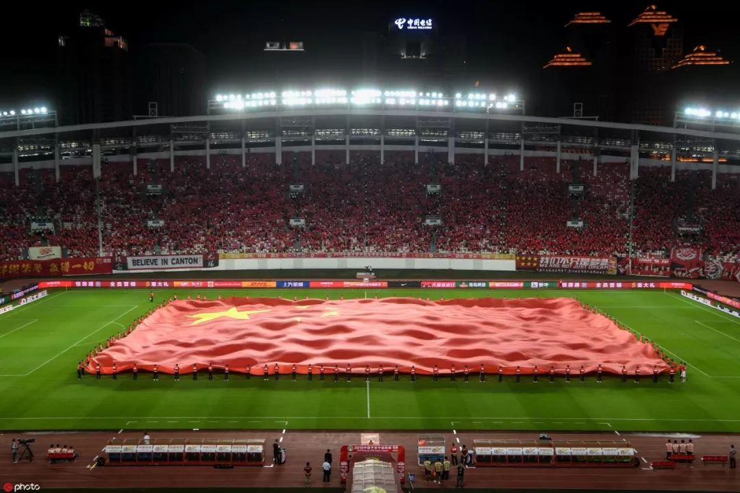 关于武汉卓尔客场负于广州恒大，积分榜不容乐观的信息