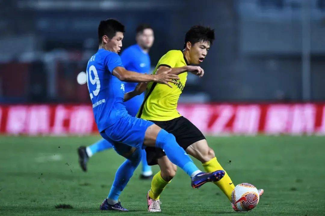 包含延边取得关键胜利，摆脱中超保级危机的词条