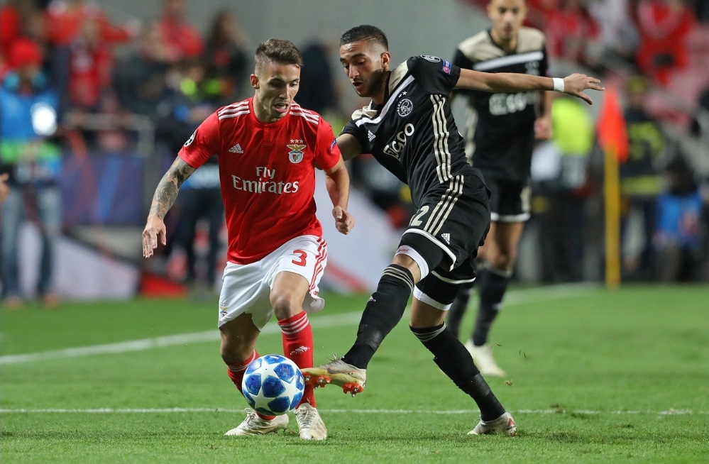 摩纳哥主教练调整战术，迎战强敌