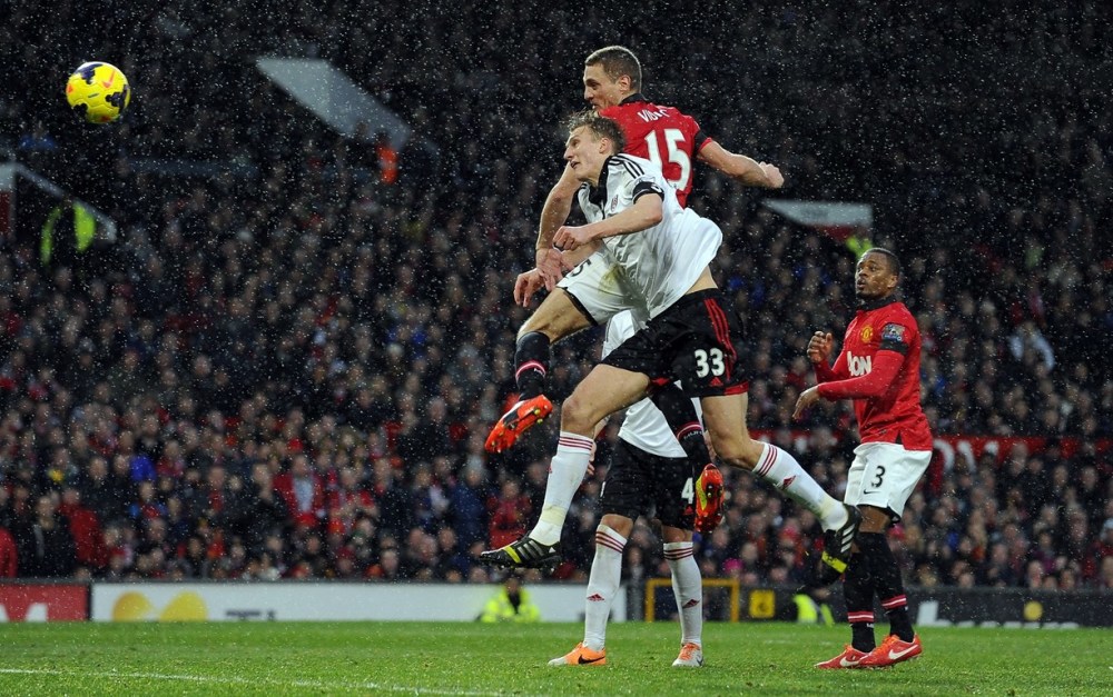 曼城大胜富勒姆，继续追赶领头羊