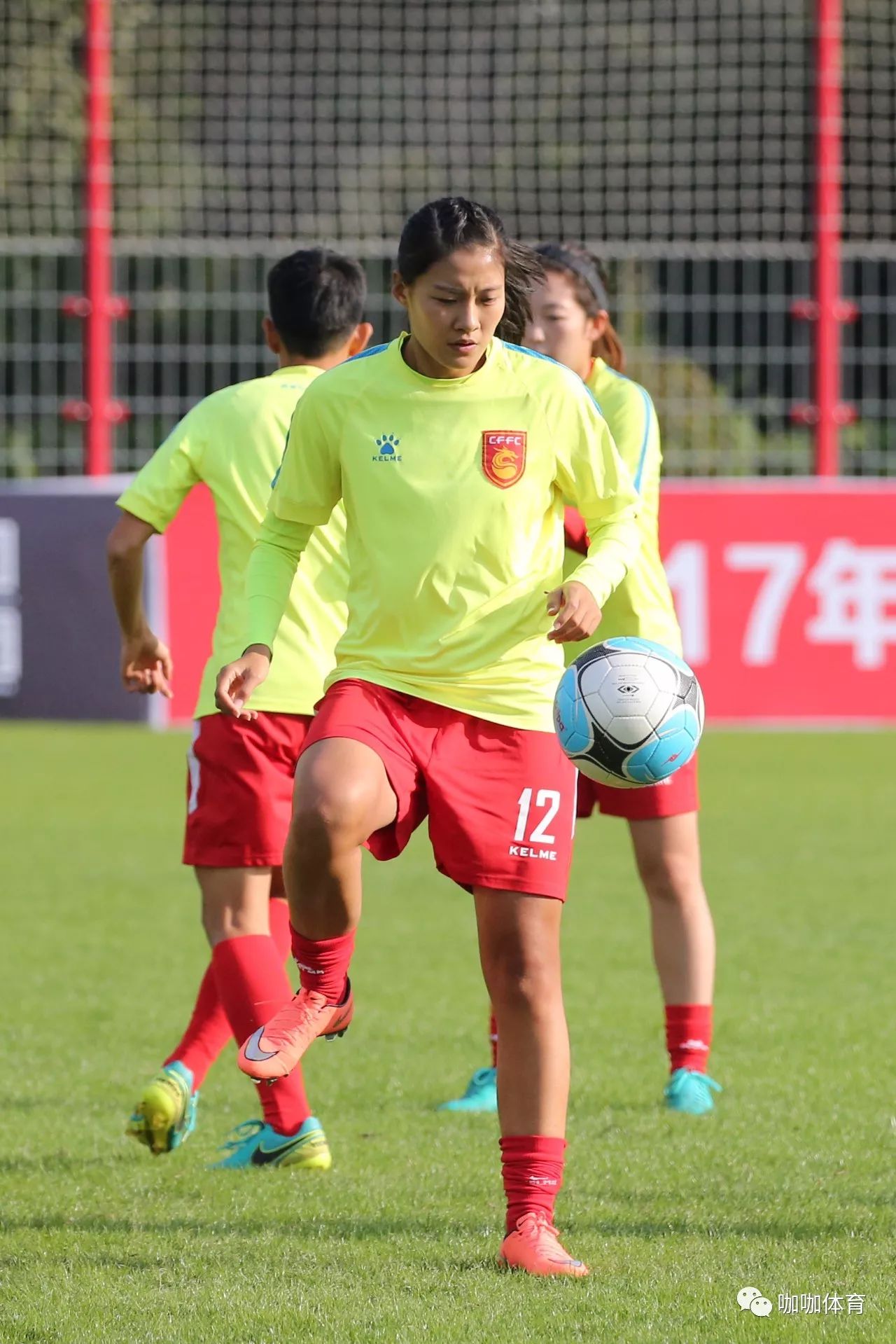 泰国女足斗志昂扬，冲刺冠军之路