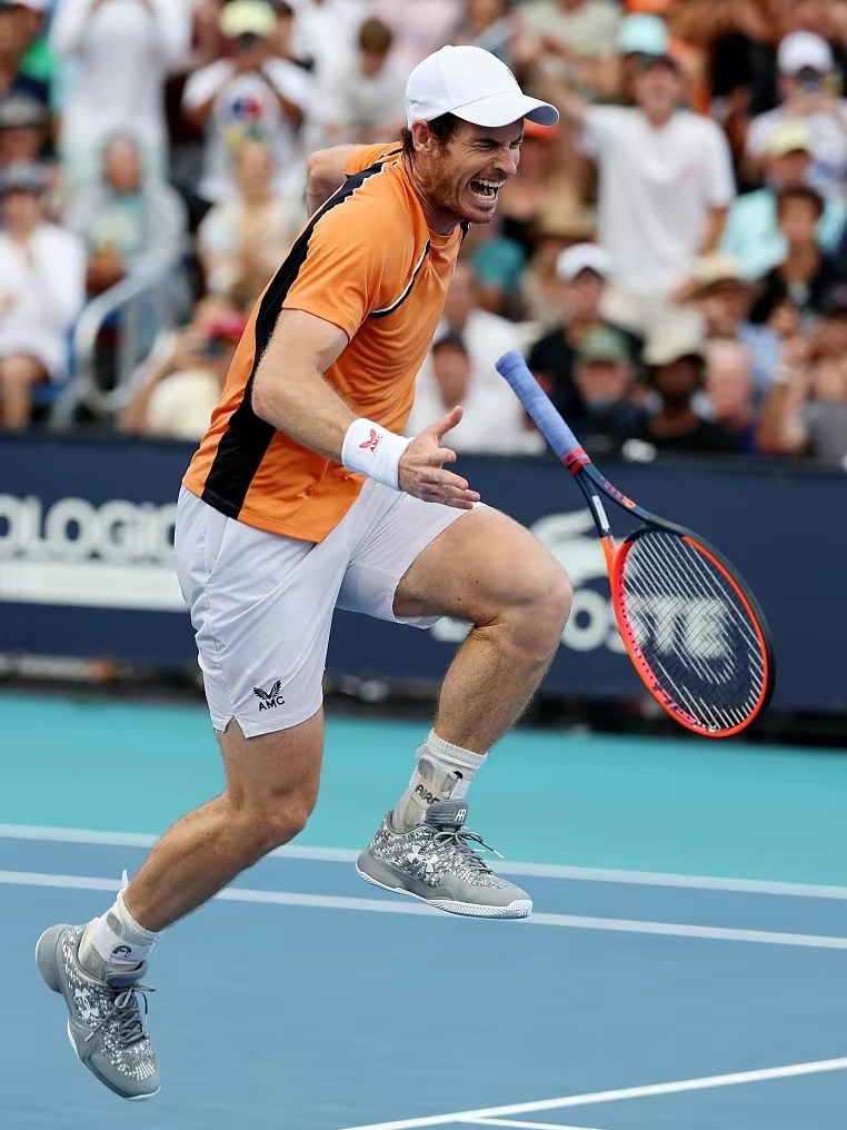 意大利网球队爆冷法国网球队，穆雷统治全场的简单介绍