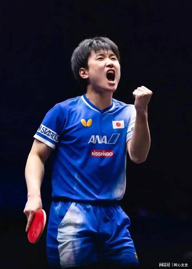 包含法国乒乓球队逆转中国乒乓球队，张本智和爆发神勇的词条