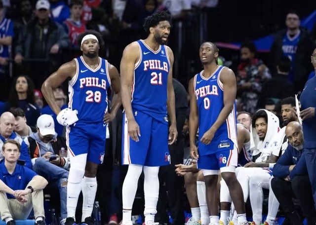 关于凯尔特人轻取灰熊，恩比德扛起全队的信息