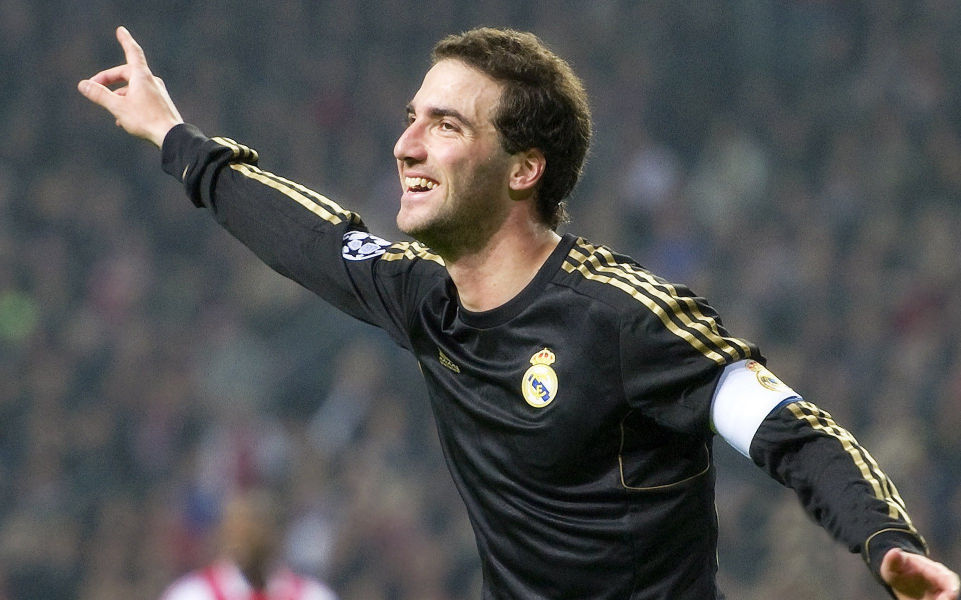 双重奇迹夜，阿森纳补时绝杀沙特豪门，本泽马在美加墨世界杯加时赛封神