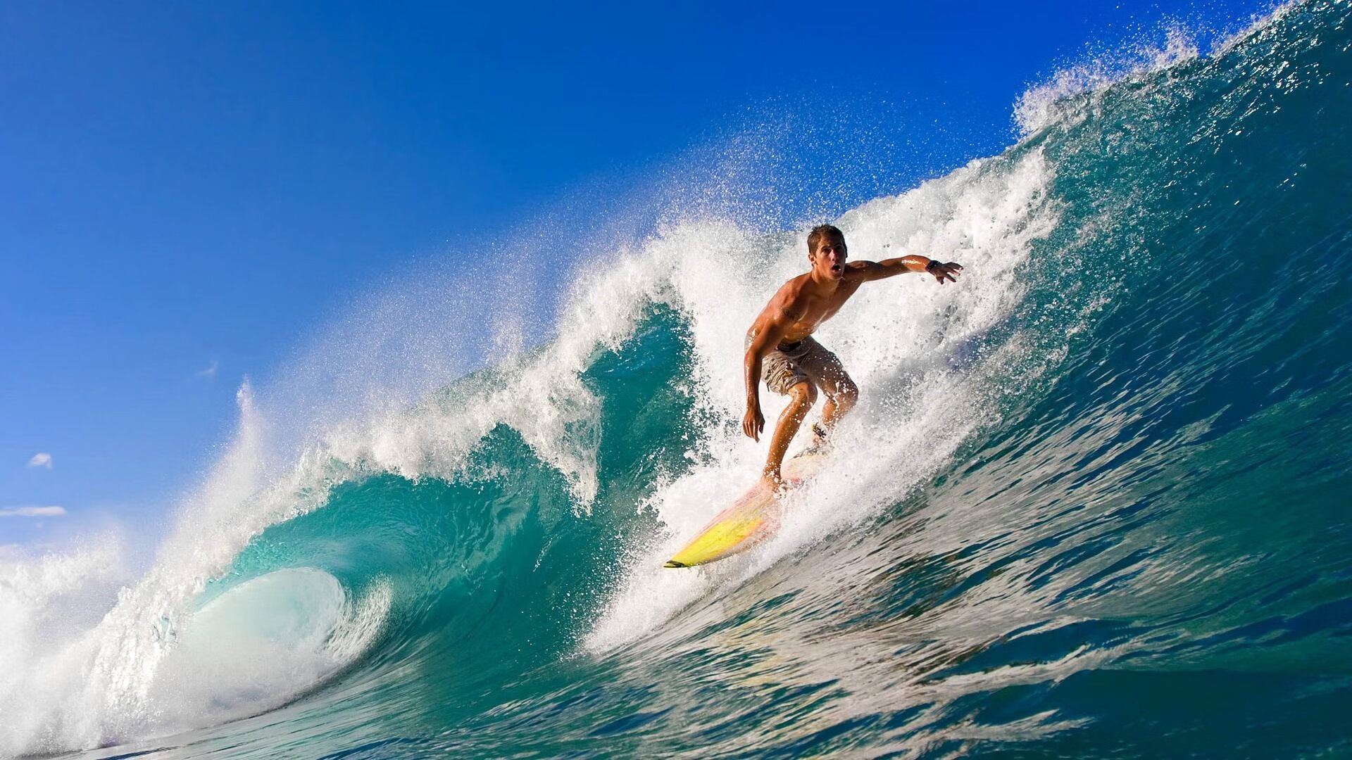 颠覆想象!广厦队强压勇士,保罗攻防两端统治赛场